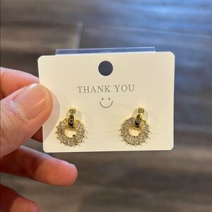 Elegant Gold Hoop Earrings